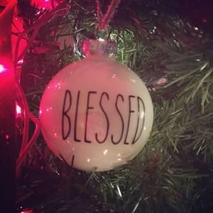 Meet your Posher, Kay